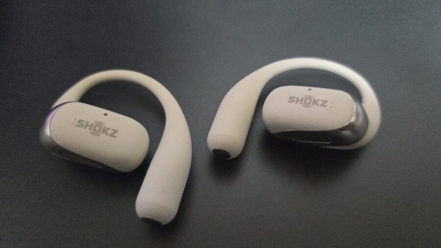 空気伝導イヤホンの写真